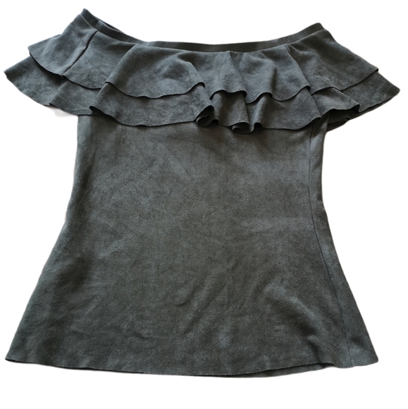 Green Off-the-shoulder Boho top - Picture 3 of 9